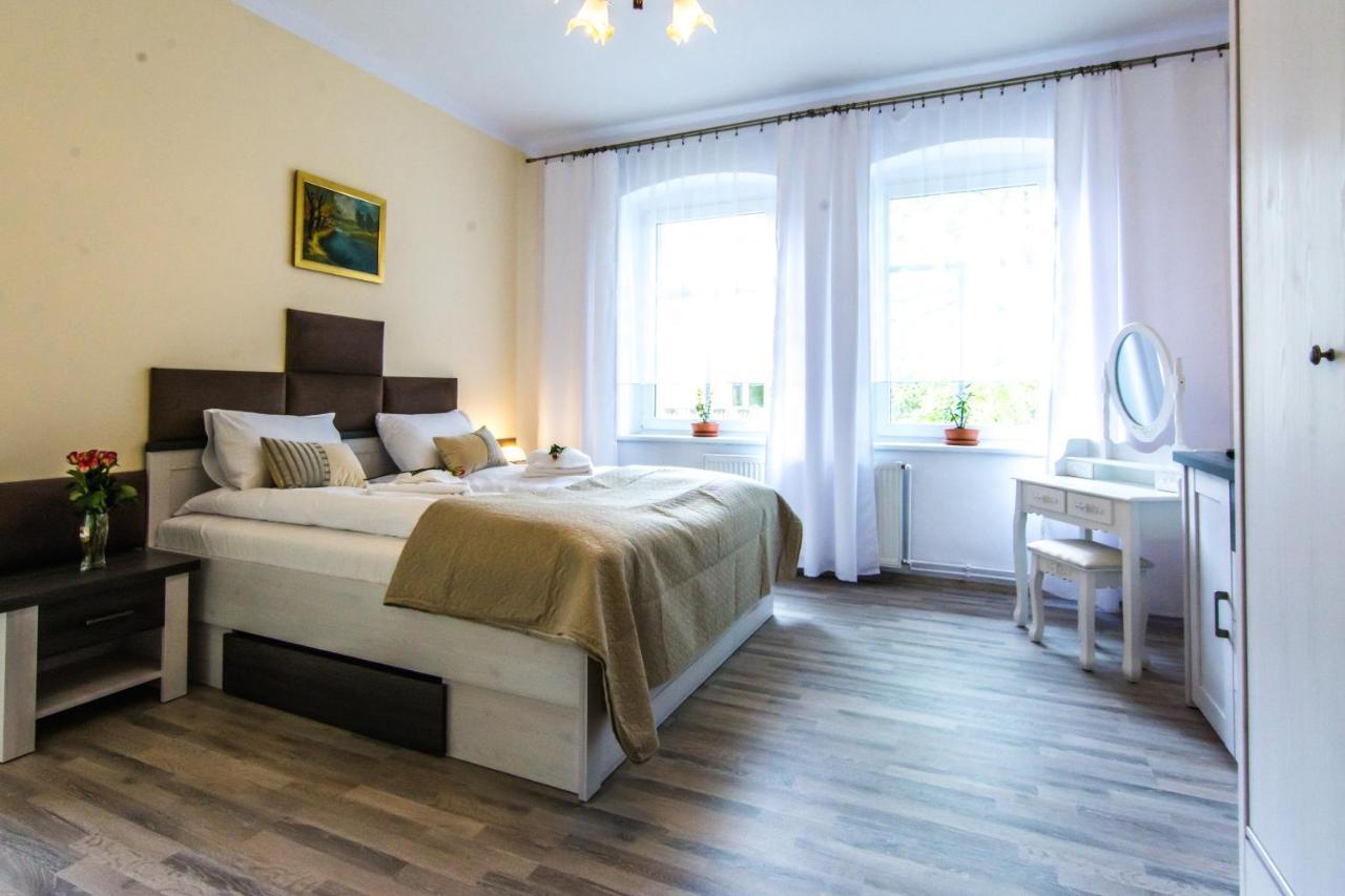 Apartamenty Izerskie - Ul. Wczasowa 8 Świeradów-Zdrój 외부 사진